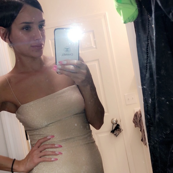 Meet your Posher, Andrea - Picture 4 of 8